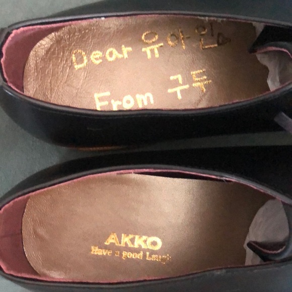 Brand new never worn personalized Akko dress shows